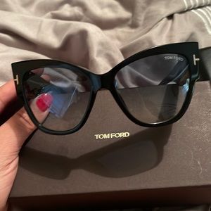 Tom Ford Anoushka Gradient Lens Sunglasses *NWT*